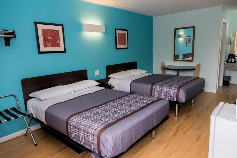 Relax Inn Front Royal Main image