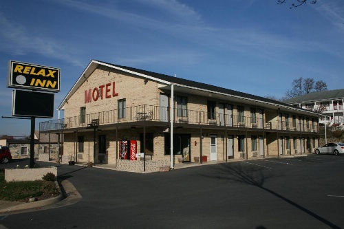 Relax Inn Front Royal image 4